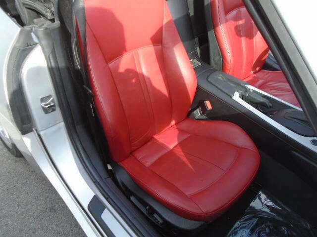 Used 2006 BMW Z4 3.0si RWD image 11