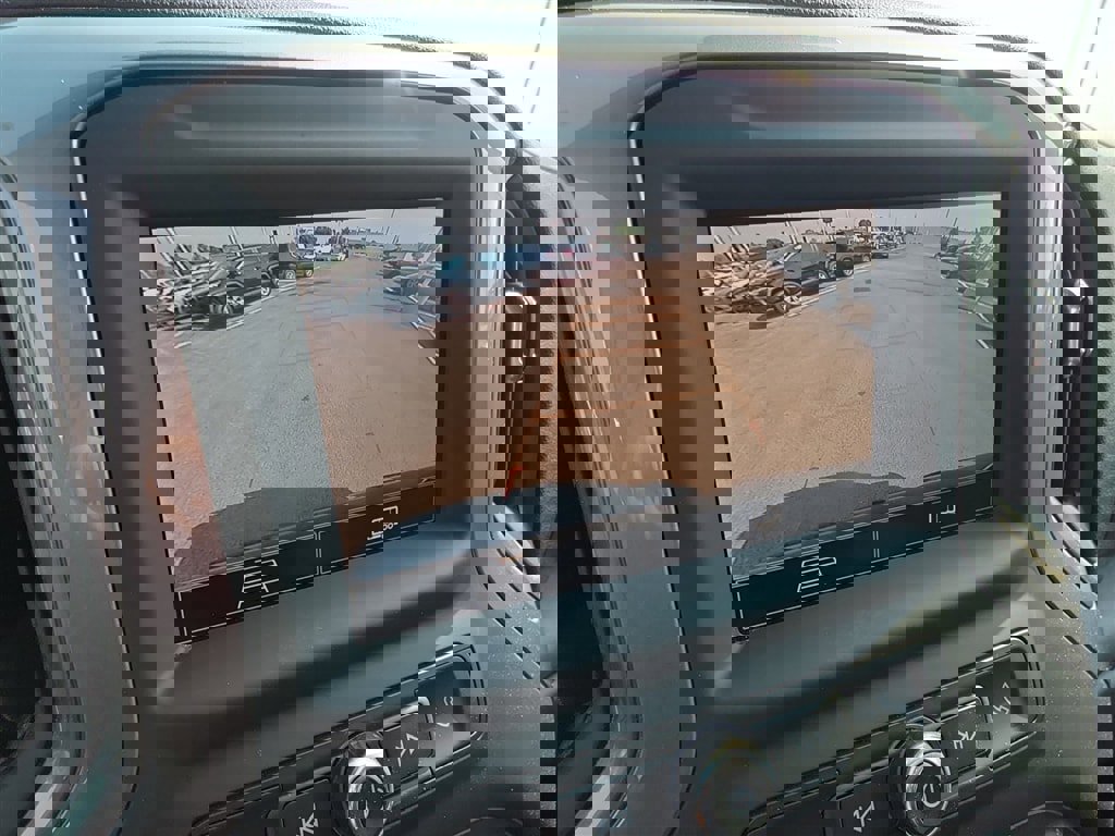 Certified 2022 Chevrolet Silverado 1500 Custom image 20