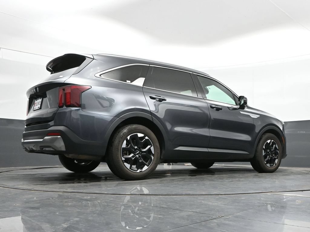 Used 2024 Kia Sorento S FWD image 41