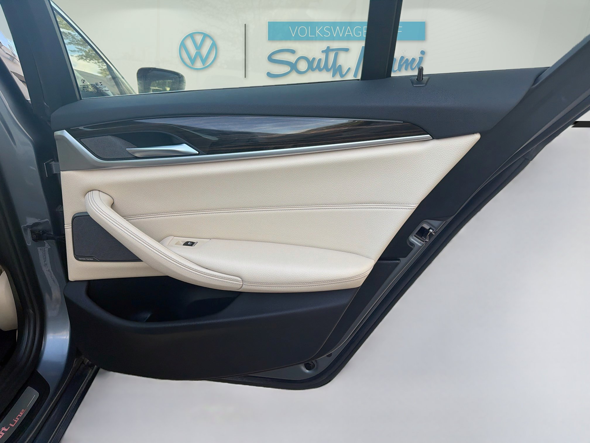 Used 2019 BMW 540i w/ Convenience Package RWD image 31