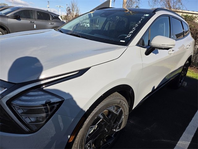 Used 2023 Kia Sportage SX image 9