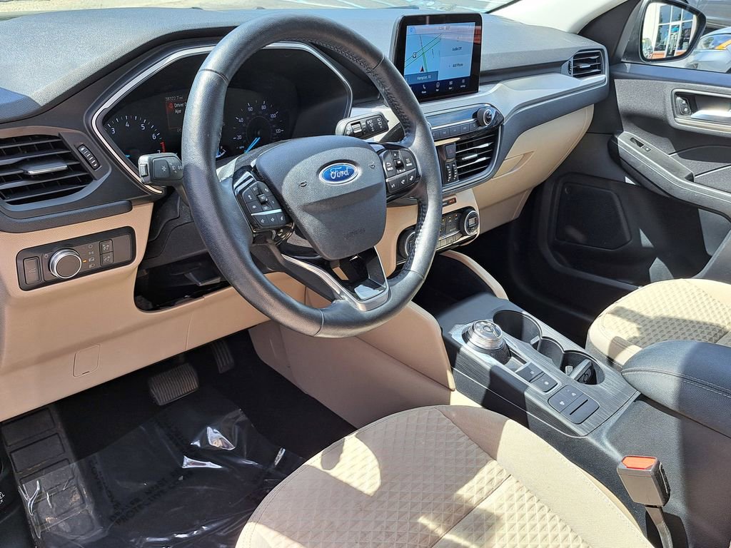 Used 2021 Ford Escape SE w/ Convenience Package FWD image 7