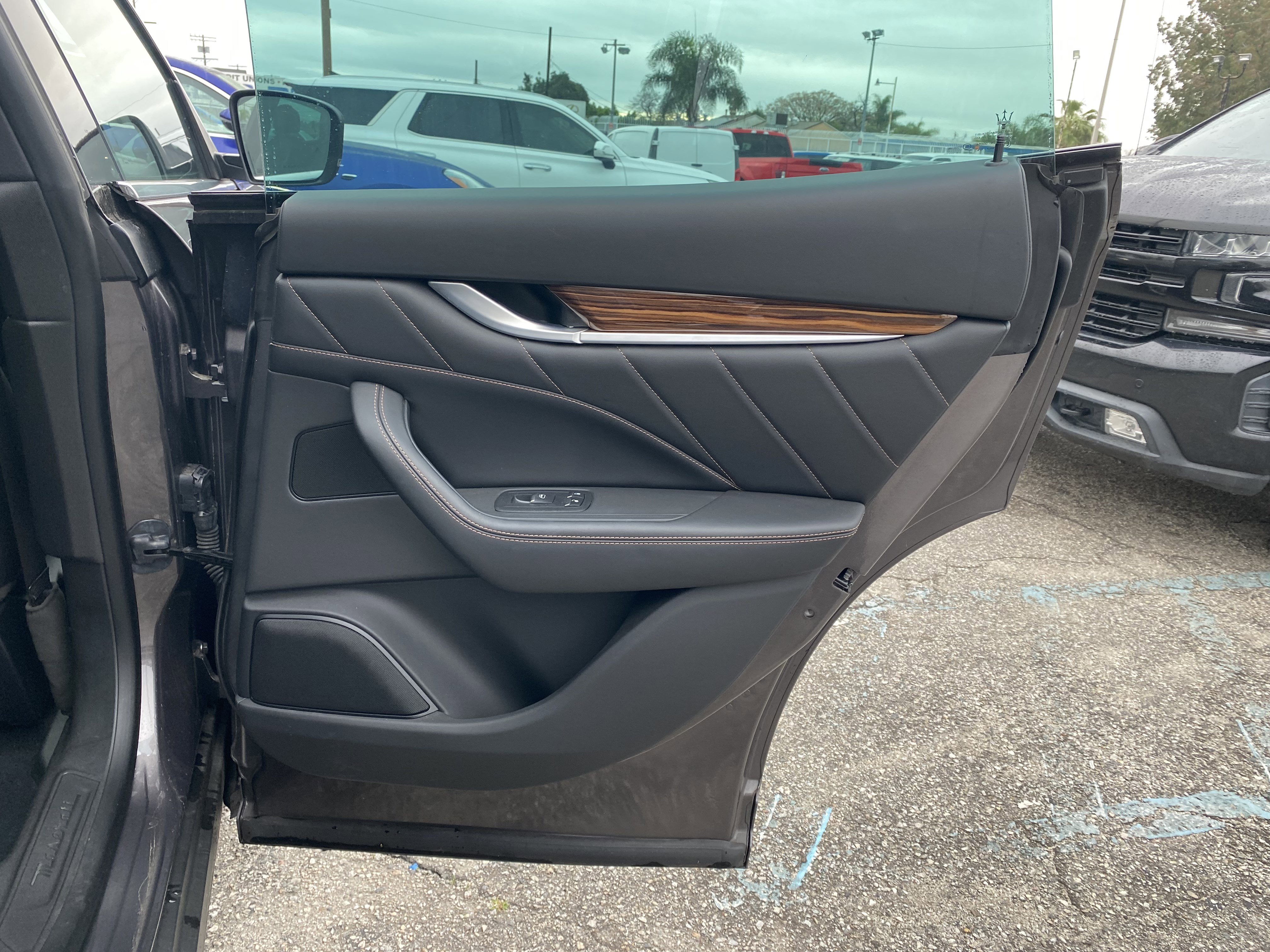 Used 2022 Maserati Levante GT image 22