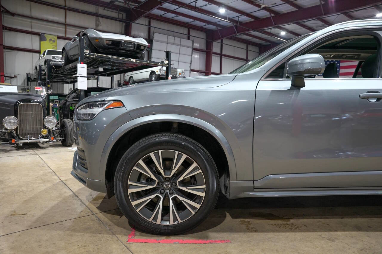 Used 2020 Volvo XC90 T5 Momentum w/ Protection Package Premier AWD/4WD image 3