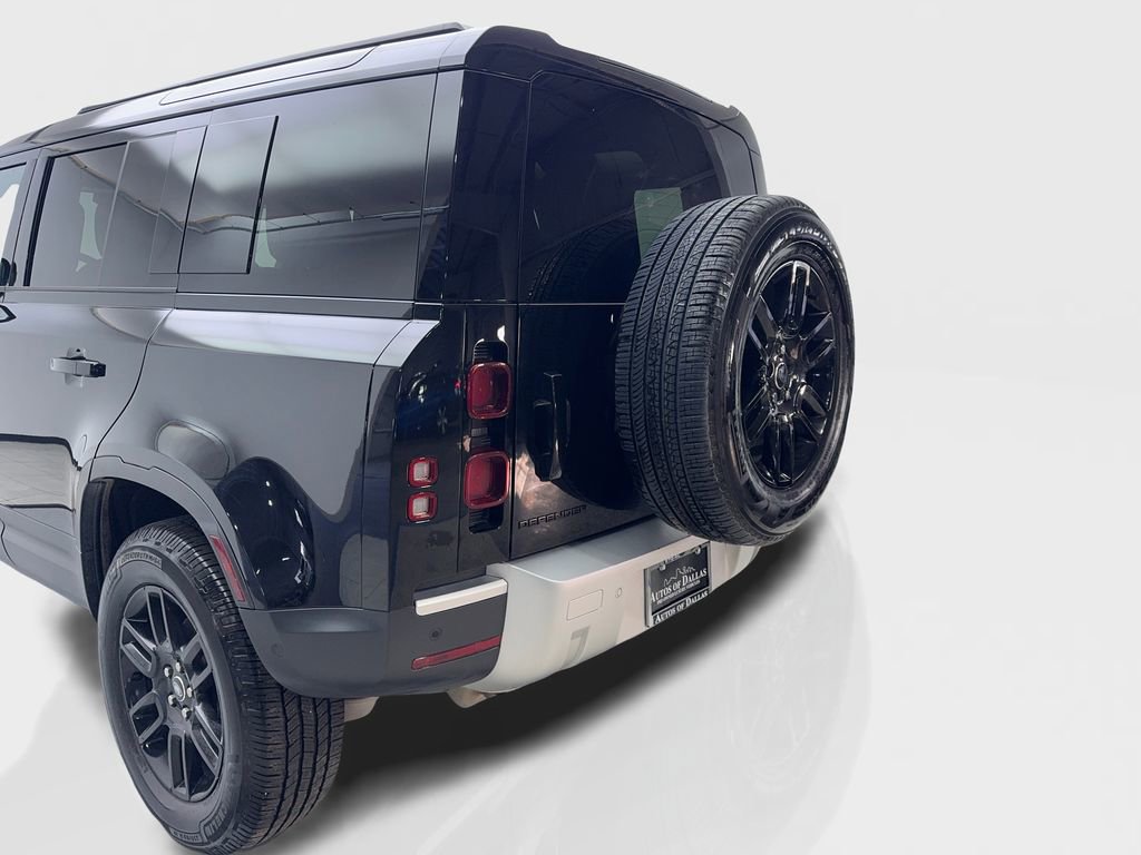 Used 2025 Land Rover Defender 110 S image 19