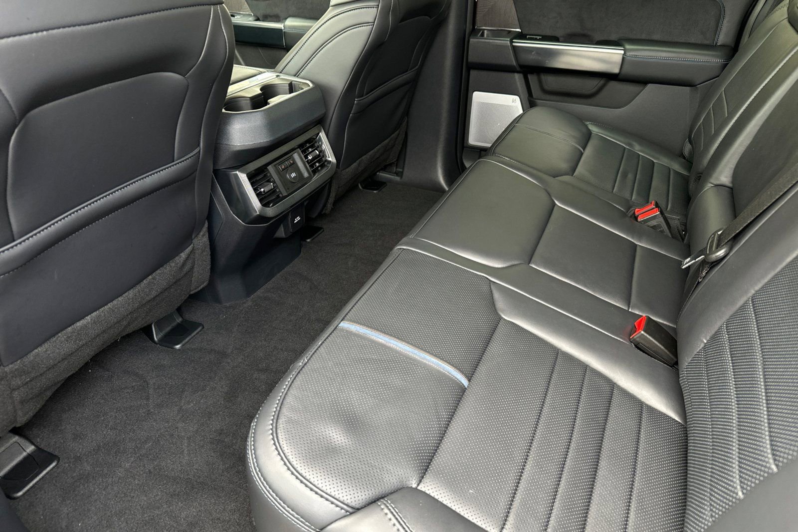 New 2025 Ford F350 Platinum image 13