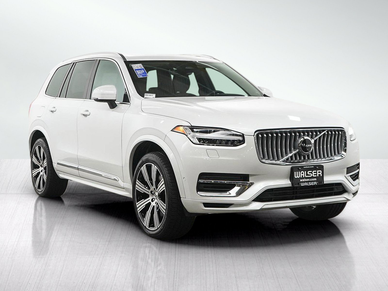 Used 2023 Volvo XC90 T8 Plus w/ Protection Package Premier AWD/4WD image 8