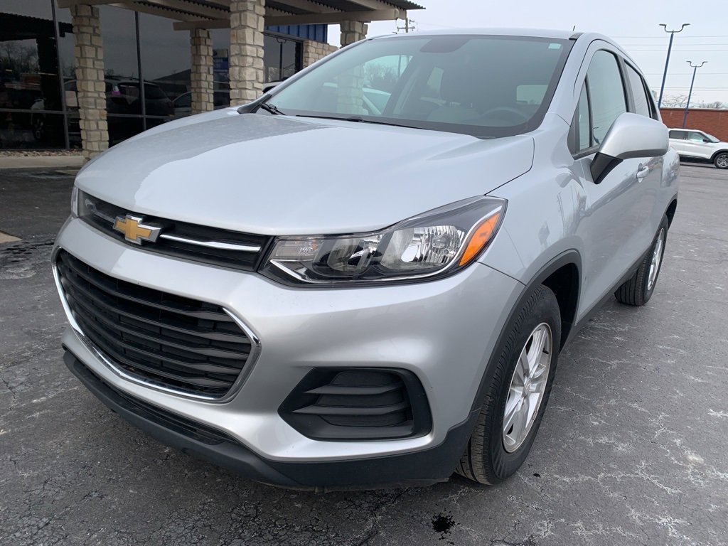 Used 2020 Chevrolet Trax LS w/ Tint and Cruise Package image 7