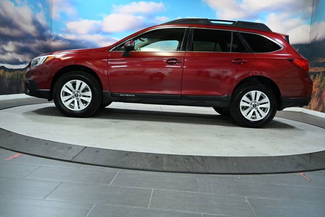 Used 2017 Subaru Outback 2.5i Premium image 4