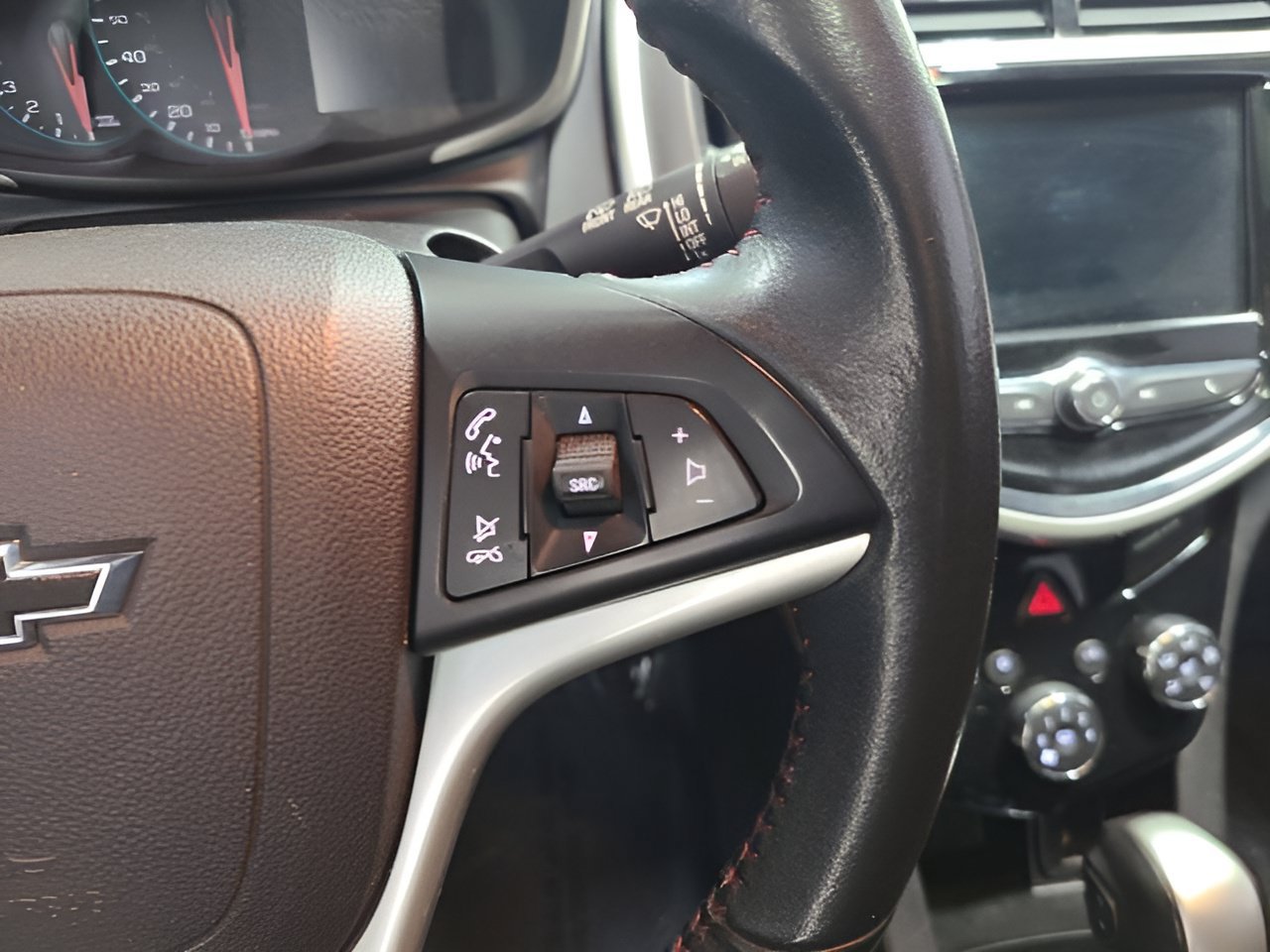 Used 2019 Chevrolet Sonic LT w/ Convenience Package FWD image 23