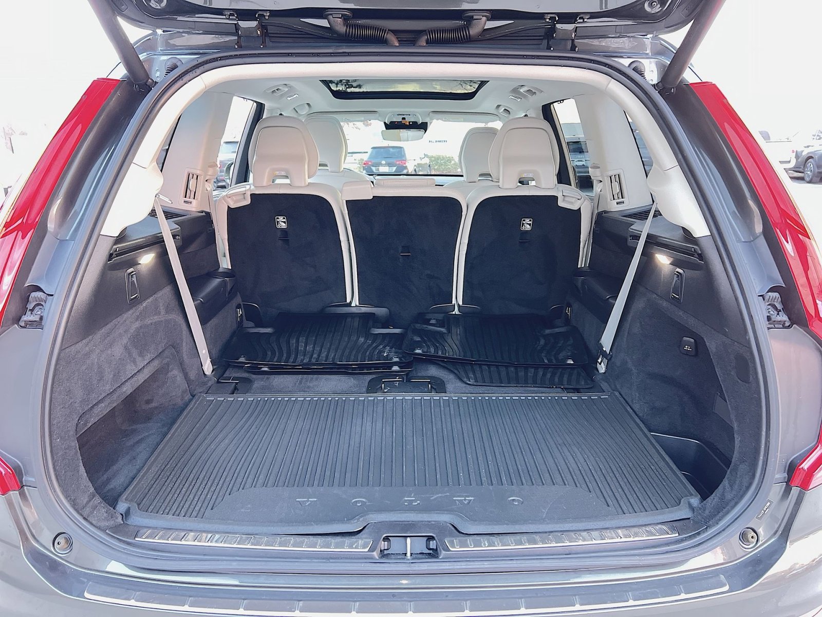 Certified 2022 Volvo XC90 T6 Inscription w/ Climate Package image 27