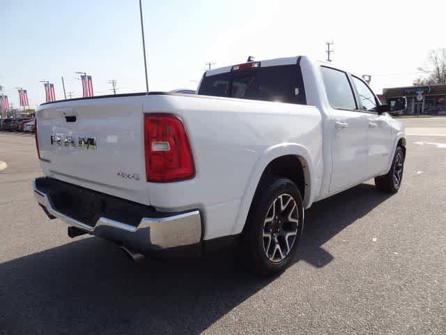 Used 2025 RAM 1500 Laramie AWD/4WD image 3