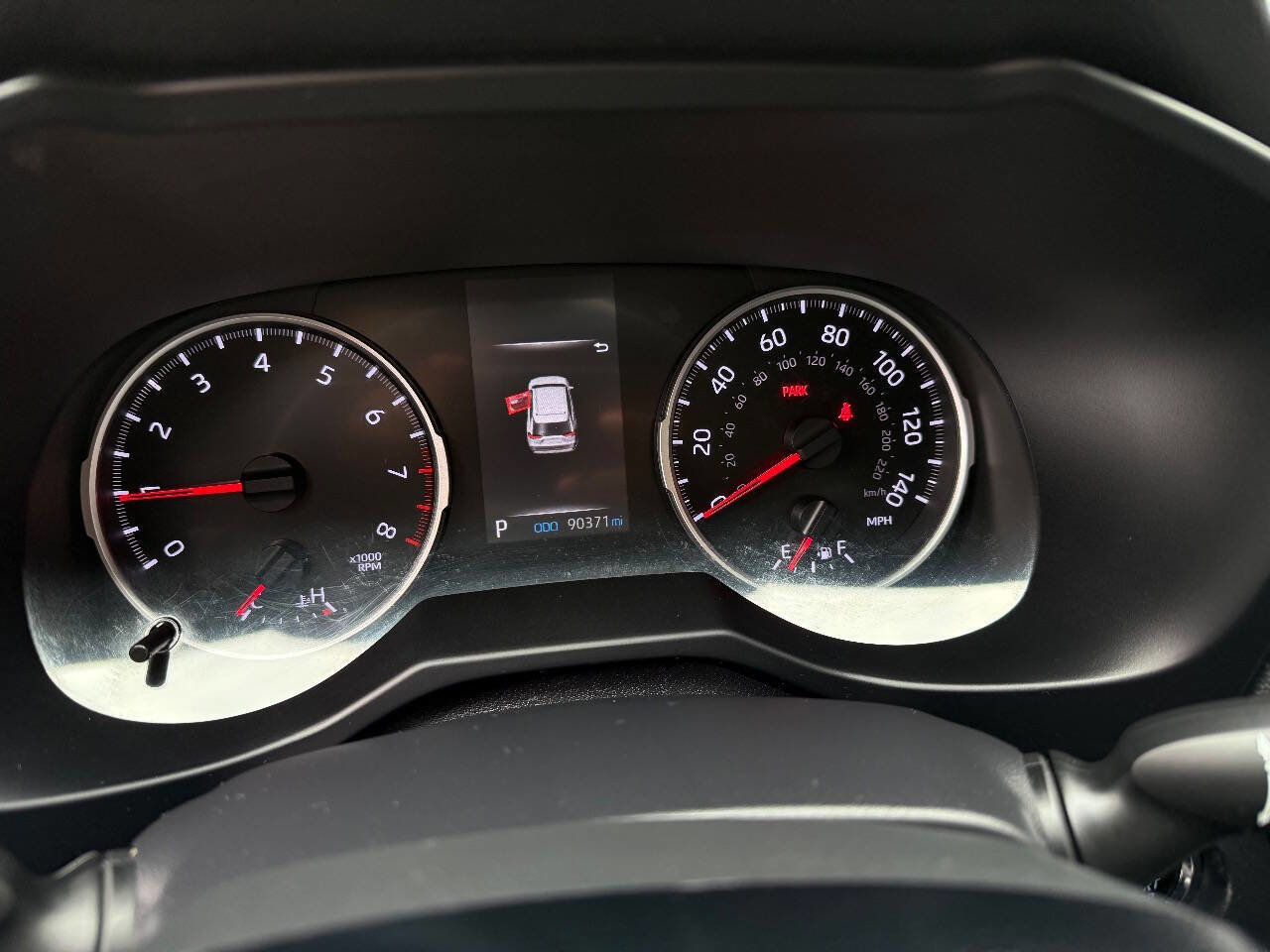 Used 2021 Toyota RAV4 XLE image 11