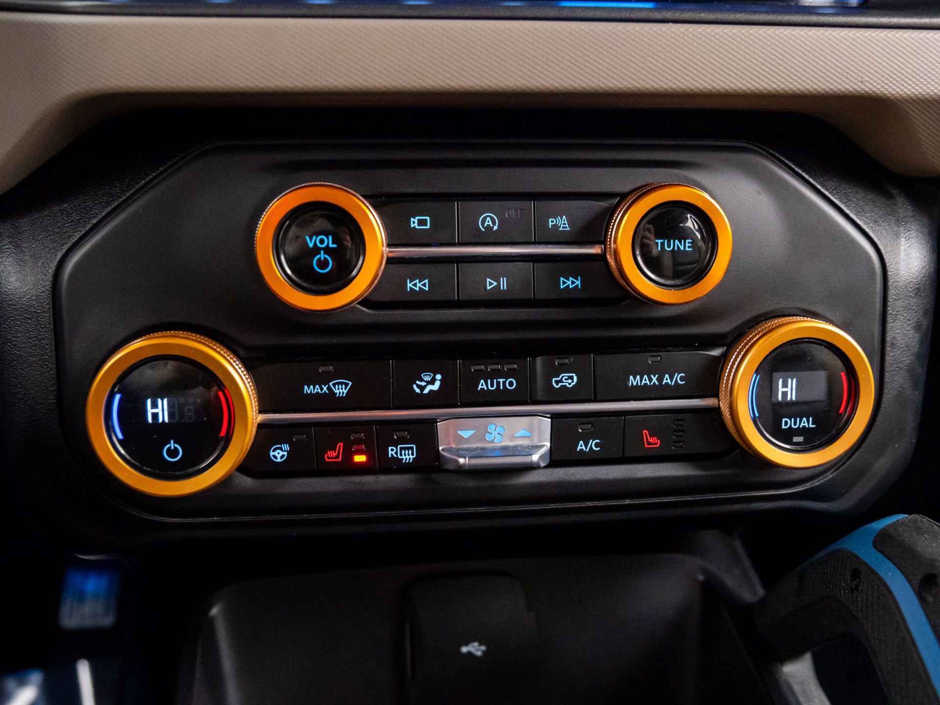 Used 2024 Ford Bronco Wildtrak image 28