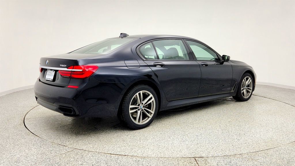 Used 2019 BMW 750i xDrive image 5