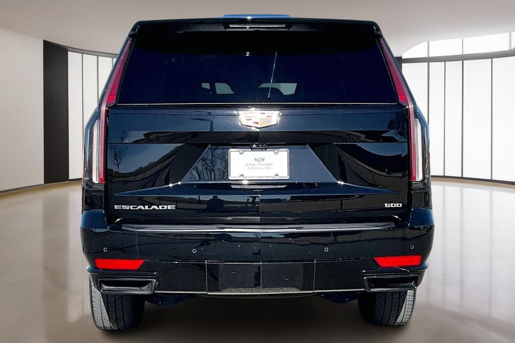 Used 2023 Cadillac Escalade ESV Sport AWD/4WD image 4