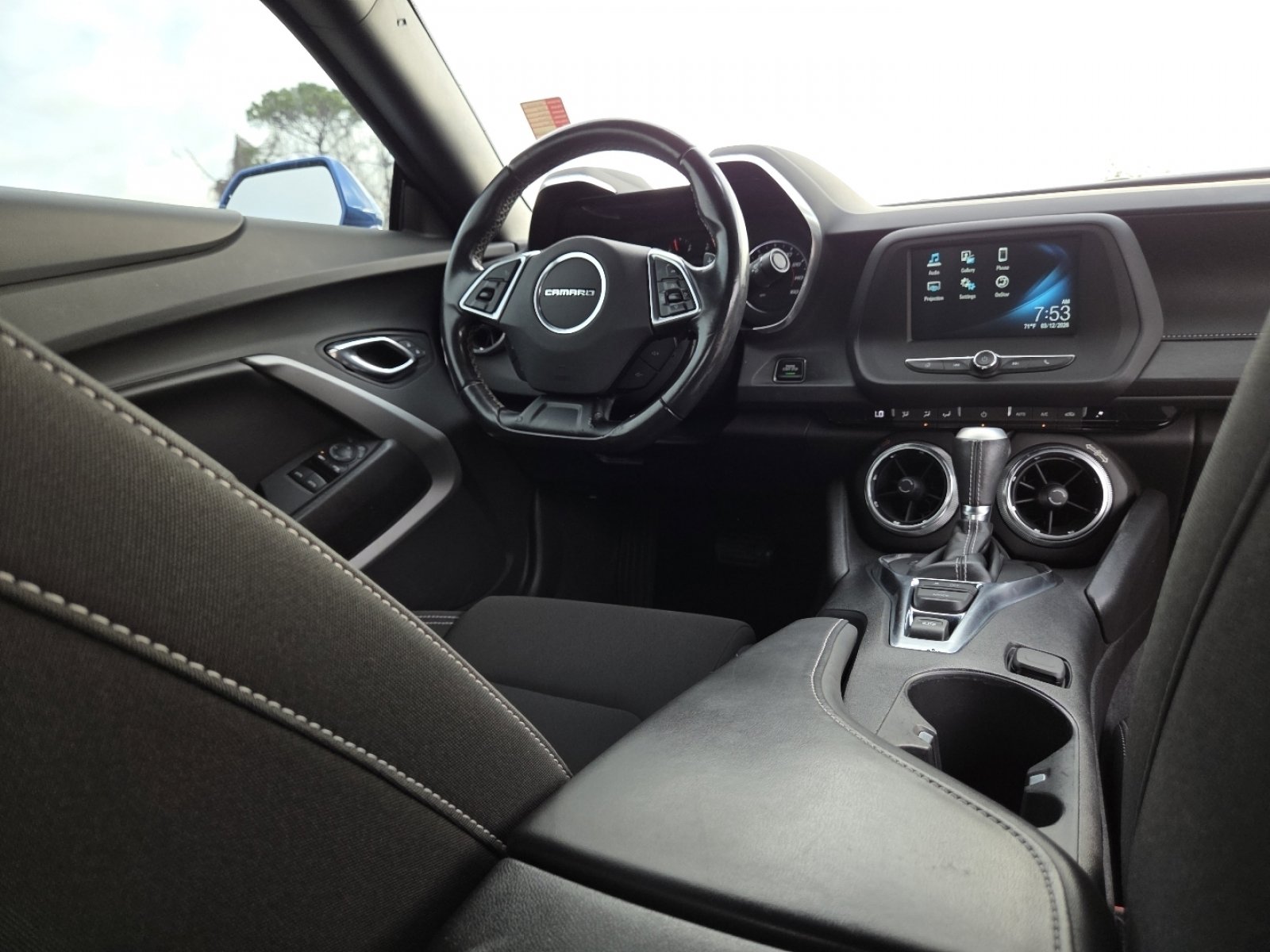 Used 2018 Chevrolet Camaro LT image 23