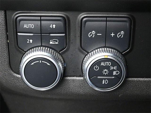 Used 2021 GMC Yukon SLT image 16