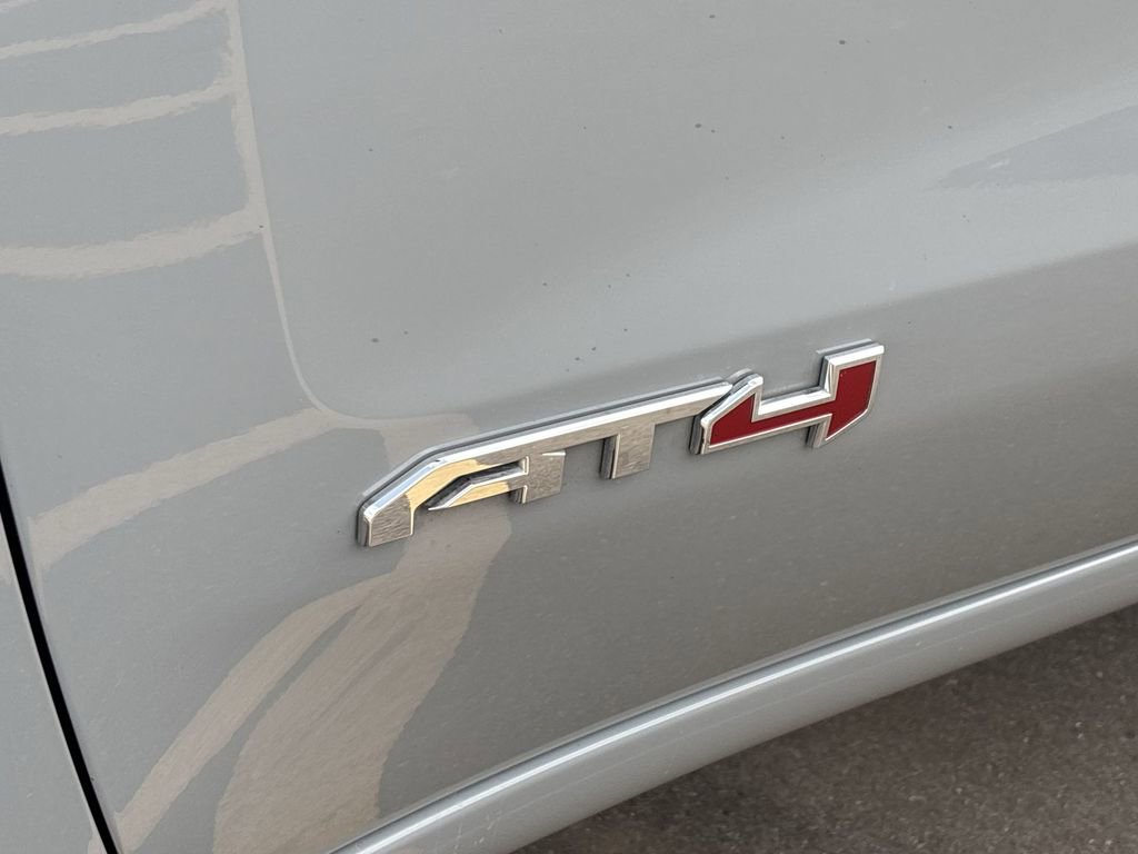 Used 2024 GMC Sierra 1500 AT4 w/ Technology Package image 31