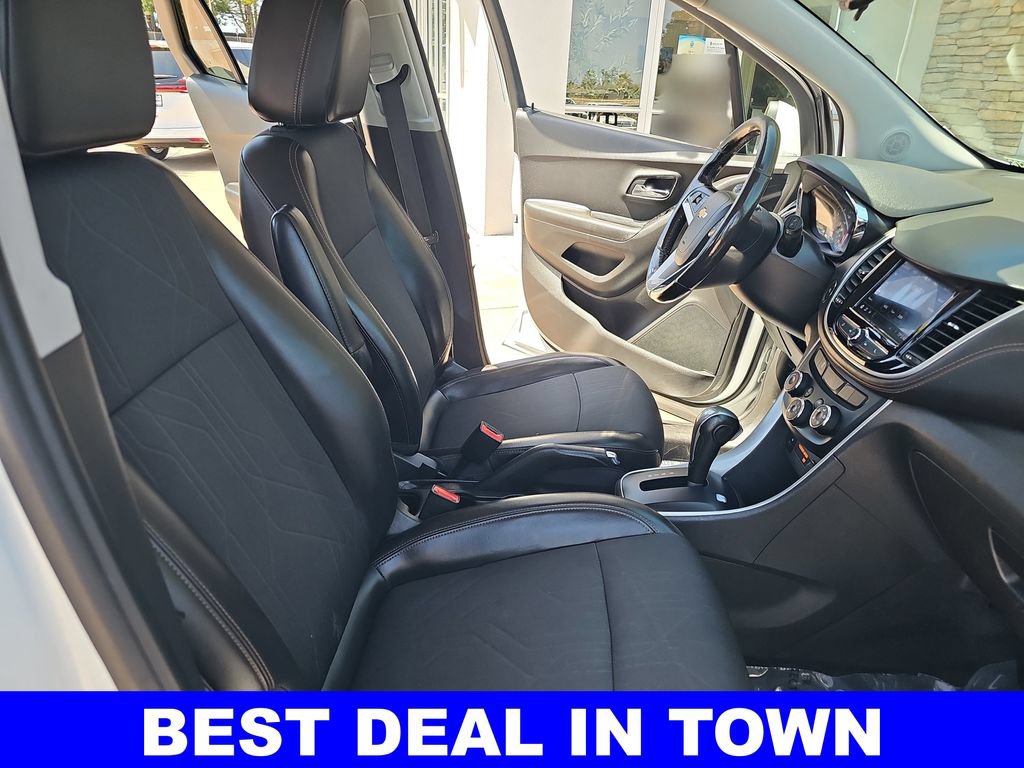 Used 2022 Chevrolet Trax LT w/ Driver Confidence Package AWD/4WD image 10