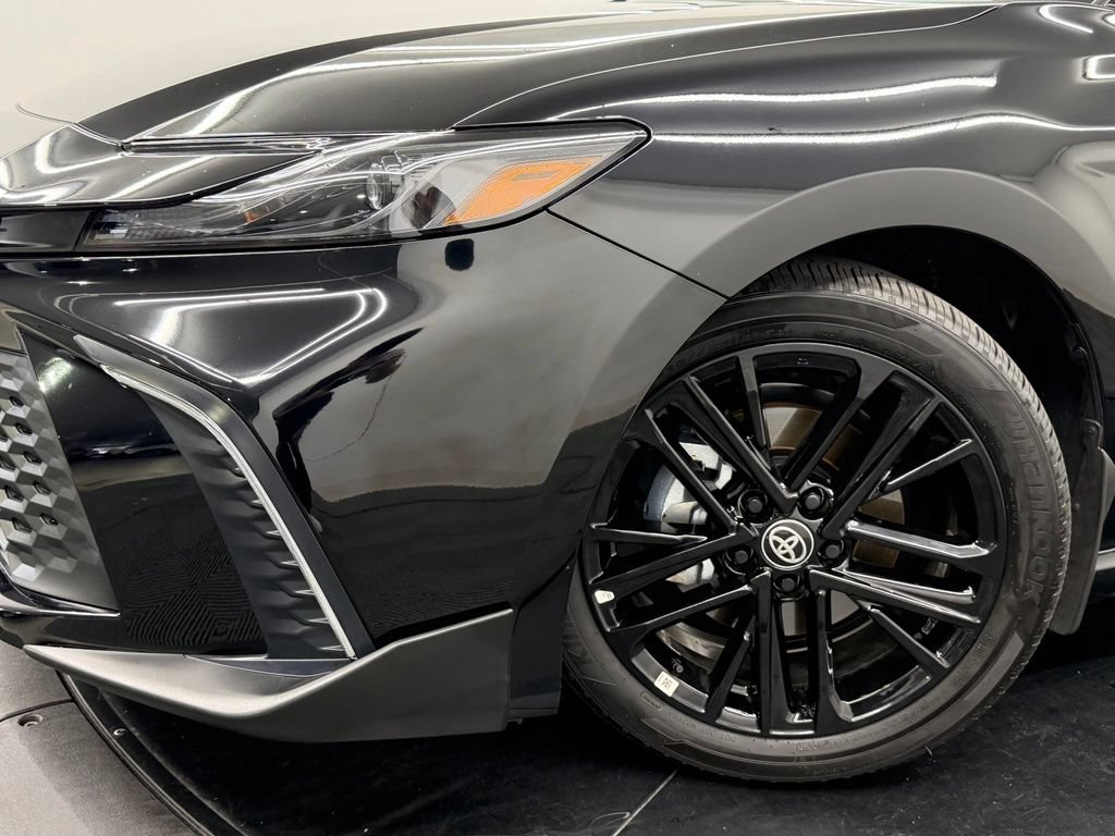 Used 2026 Toyota Camry SE FWD image 5