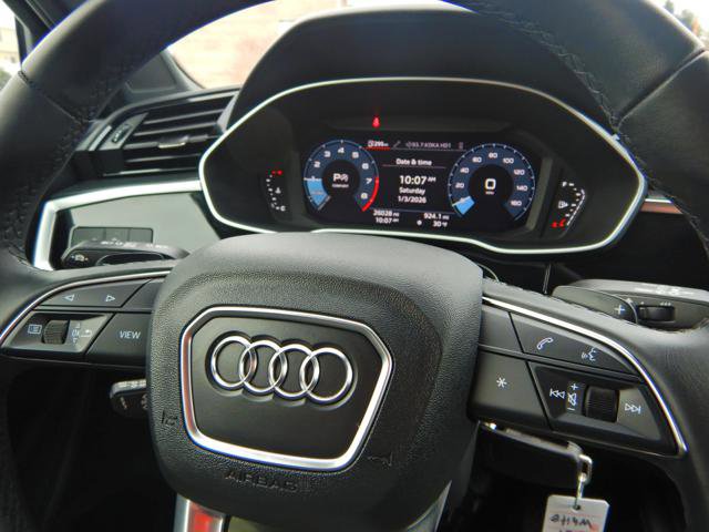 Used 2025 Audi Q3 2.0T Premium image 18
