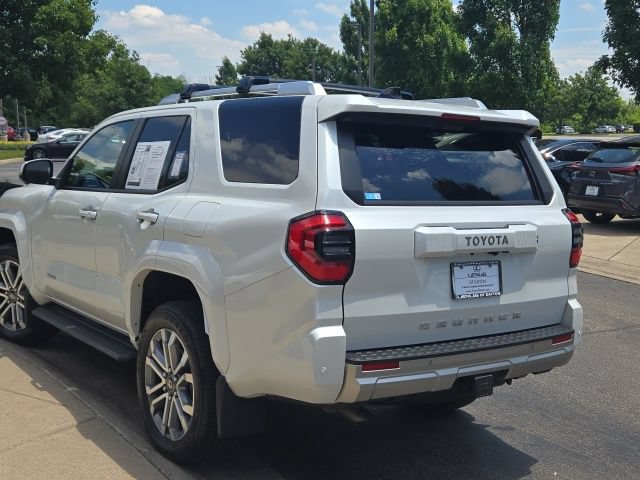 Used 2025 Toyota 4Runner Limited AWD/4WD image 5
