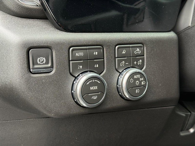 New 2026 GMC Sierra 2500 SLT image 36