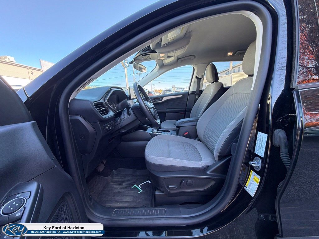Used 2022 Ford Escape SE w/ Convenience Package AWD/4WD image 16