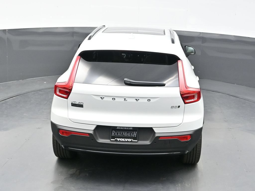 New 2026 Volvo XC40 B5 Plus w/ Protection Package Premier AWD/4WD image 21