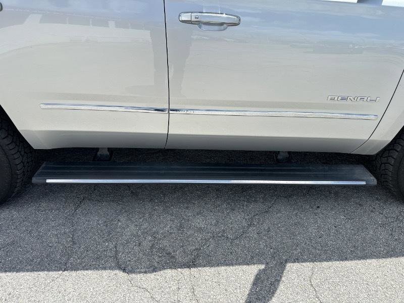 Used 2015 GMC Yukon Denali AWD/4WD image 18