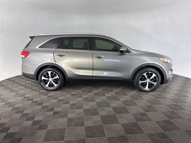Used 2016 Kia Sorento EX image 6