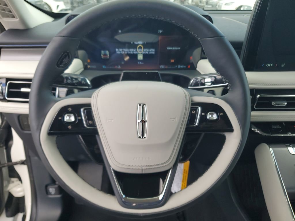 New 2026 Lincoln Aviator 2WD image 23