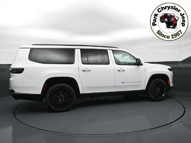 New 2026 Jeep Grand Wagoneer L Limited AWD/4WD image 6
