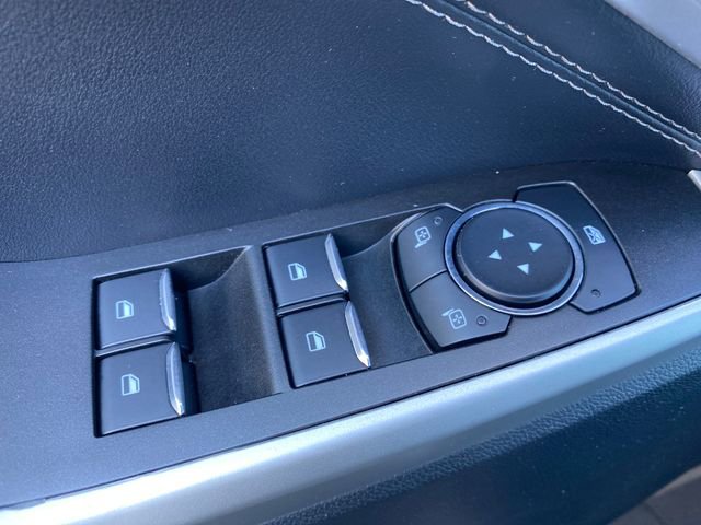 Used 2022 Ford Explorer XLT w/ Equipment Group 202A image 14