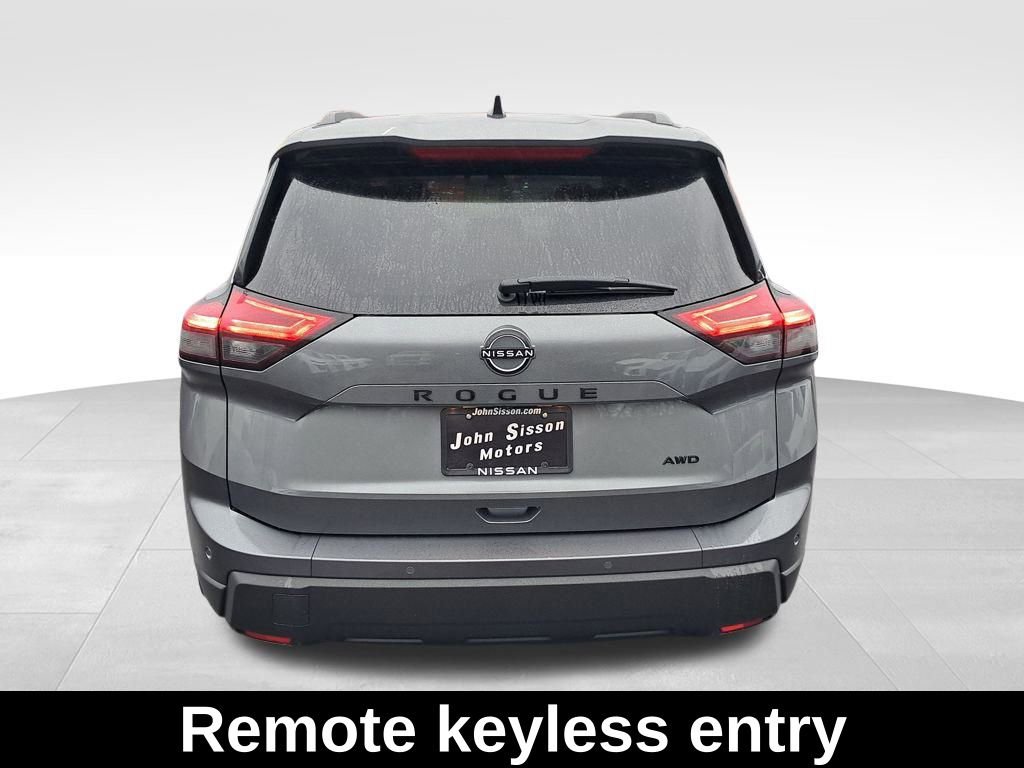 New 2026 Nissan Rogue SV image 4