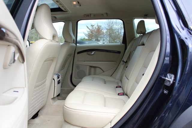 Used 2016 Volvo XC70 T5 Premier w/ Proximity Package AWD/4WD image 19