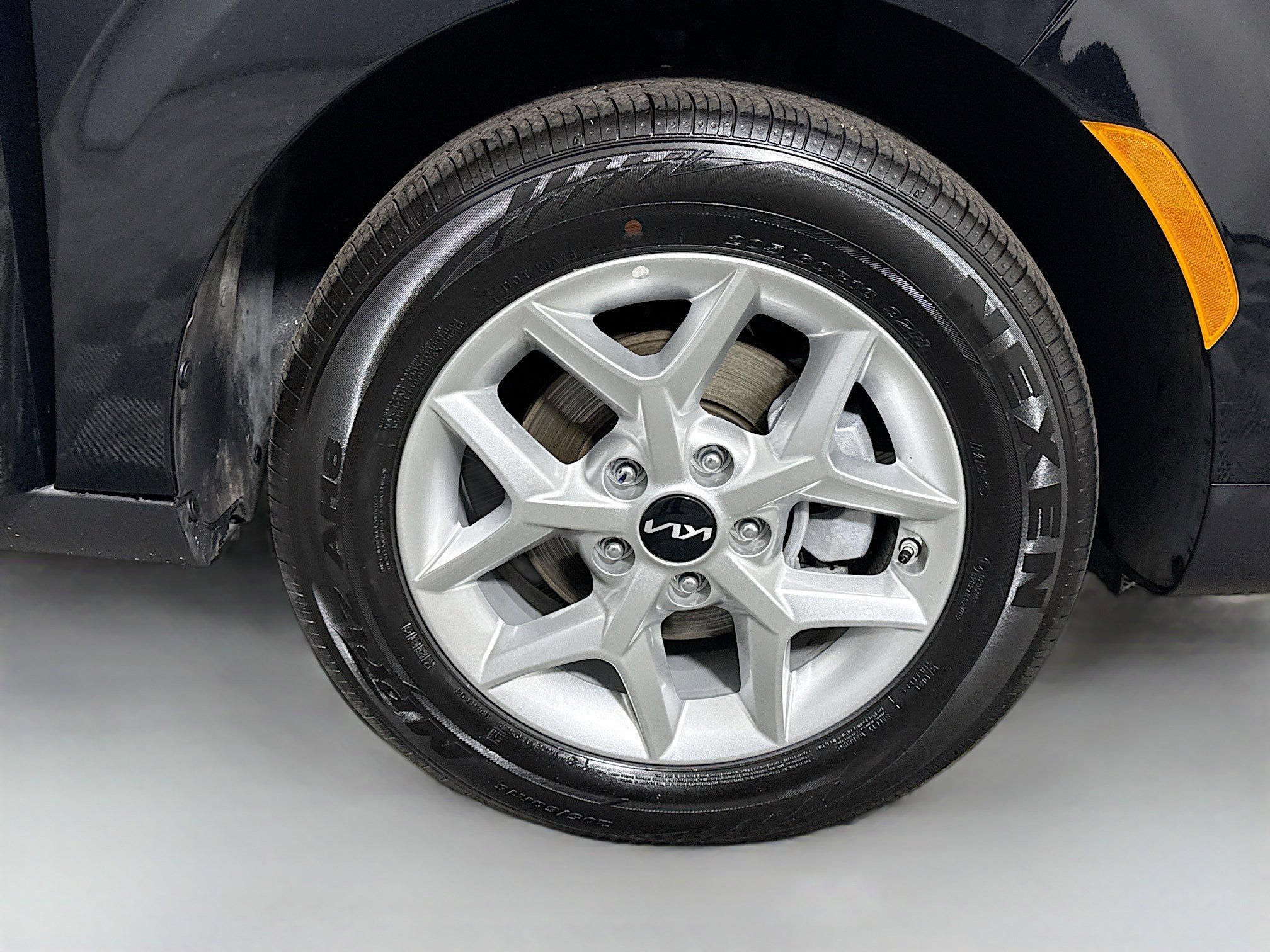 Used 2025 Kia Soul LX w/ LX Technology Package image 31