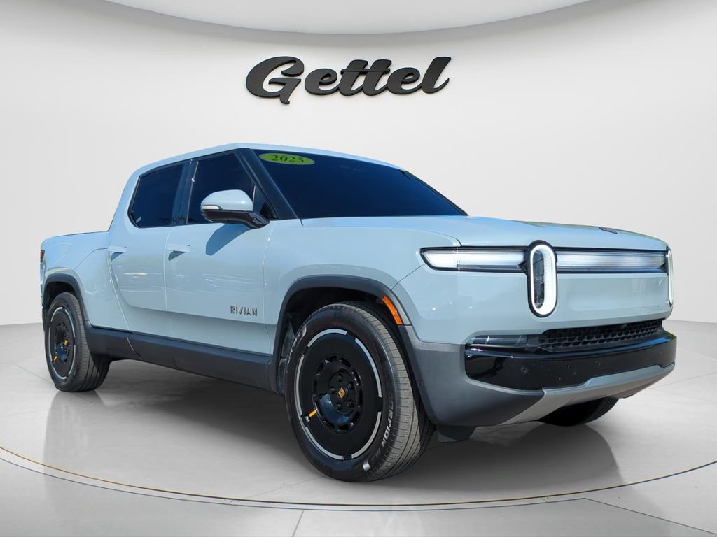 Used 2025 Rivian R1T Adventure AWD/4WD image 3
