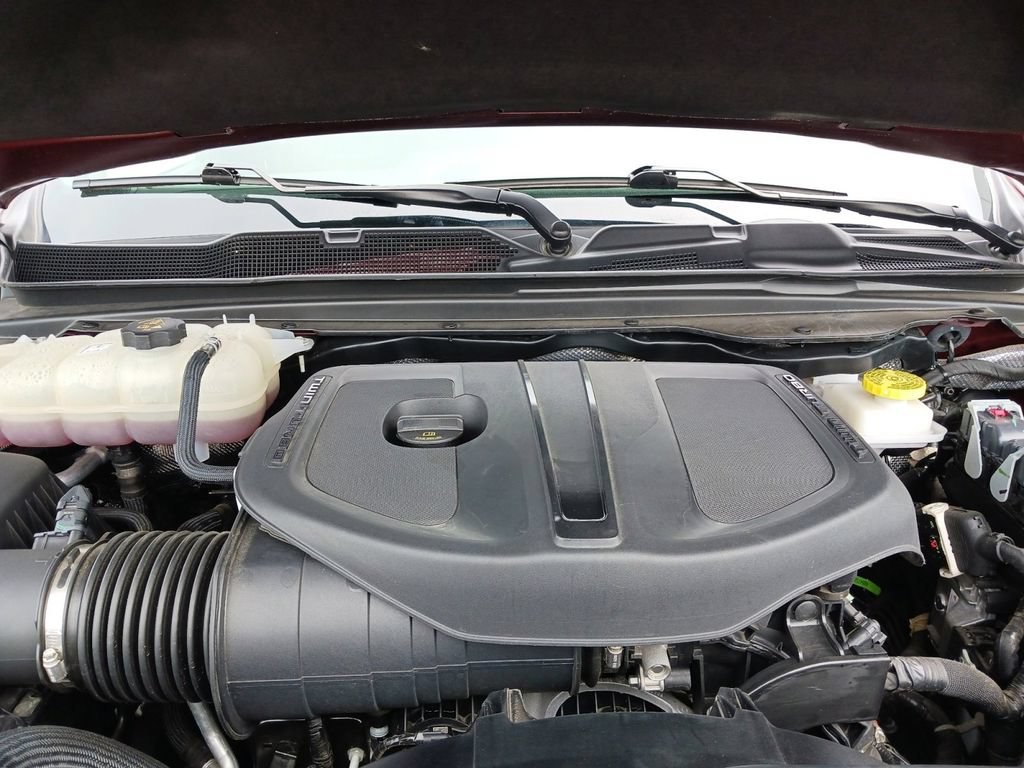 Used 2025 RAM 1500 Laramie AWD/4WD image 14