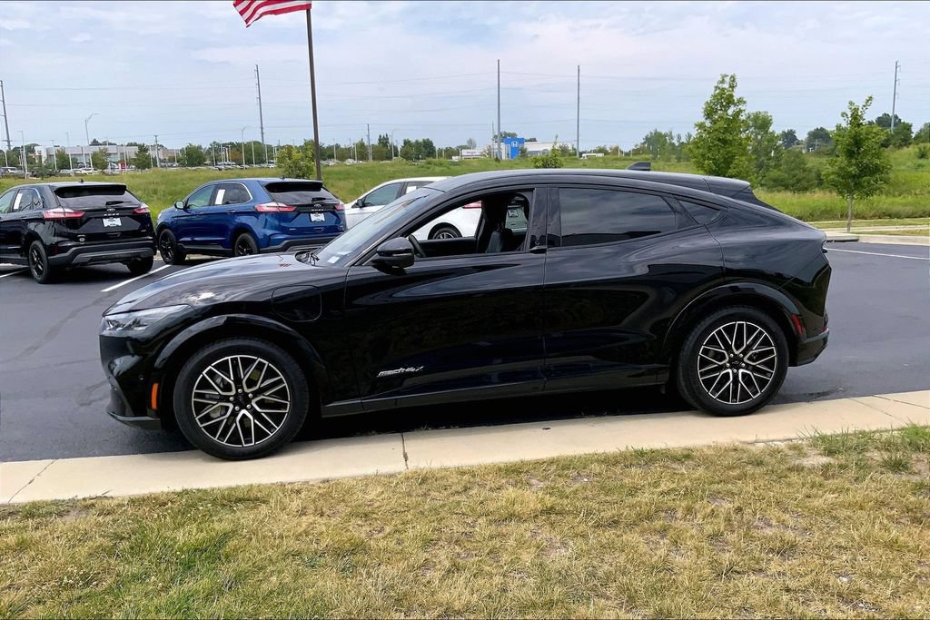 Used 2024 Ford Mustang Mach-E Premium AWD/4WD image 12