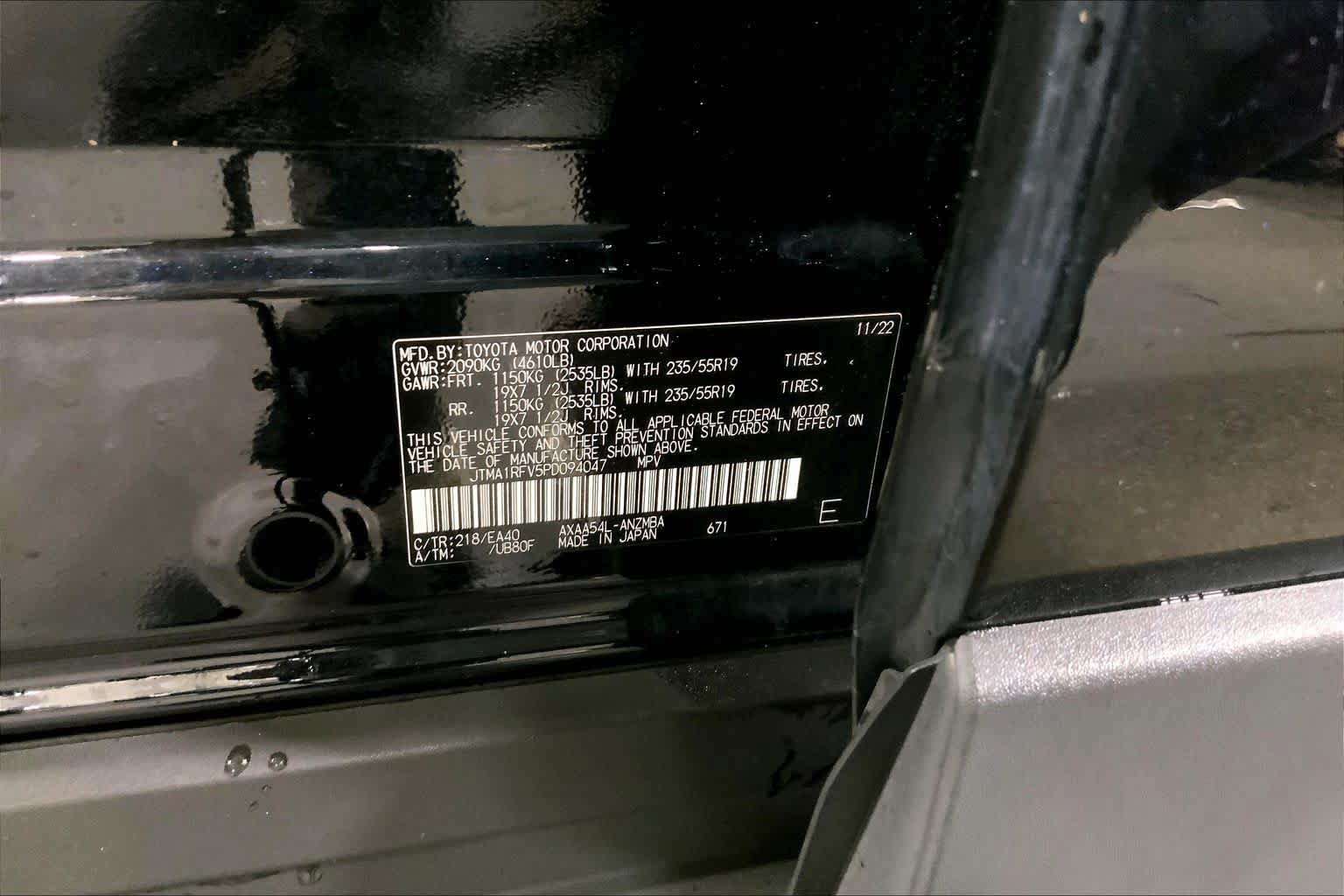Used 2023 Toyota RAV4 XLE Premium AWD/4WD image 37