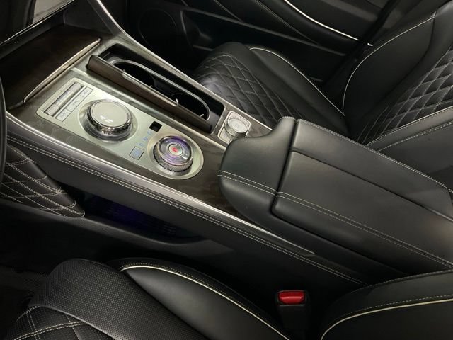 Used 2024 Genesis GV80 3.5T w/ Prestige Package AWD/4WD image 16