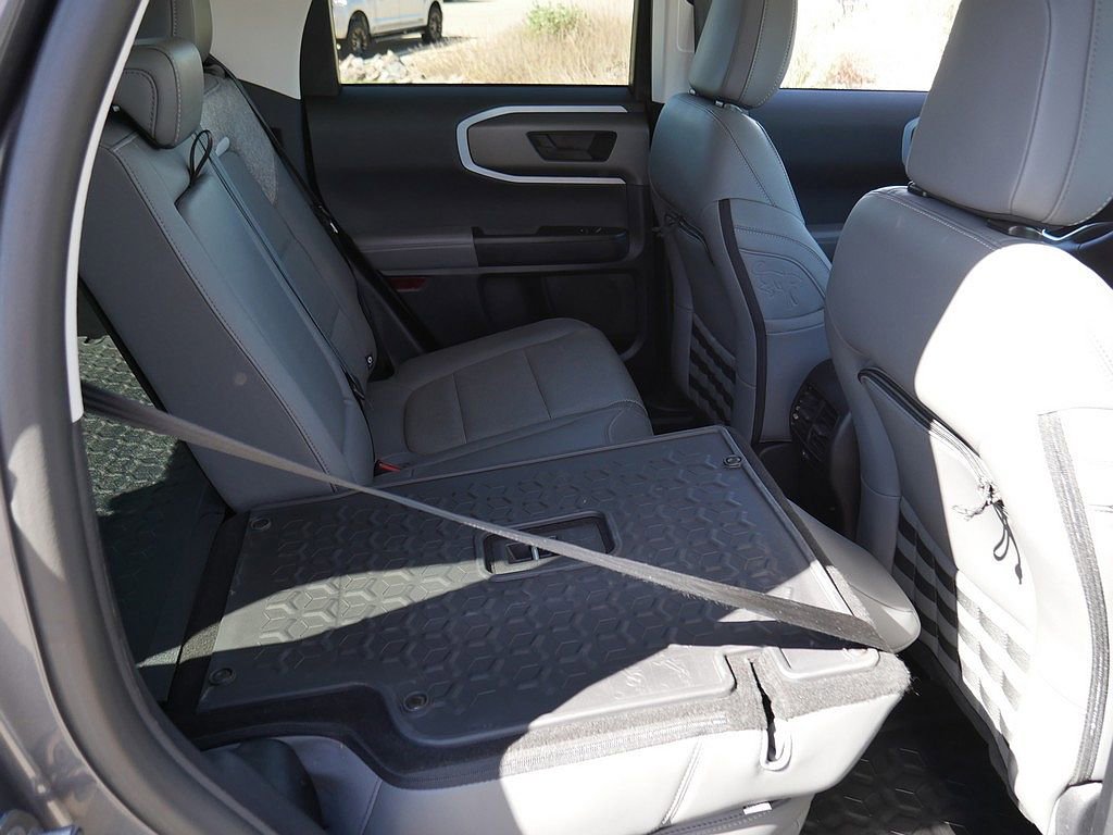 Used 2025 Ford Bronco Sport Badlands image 51