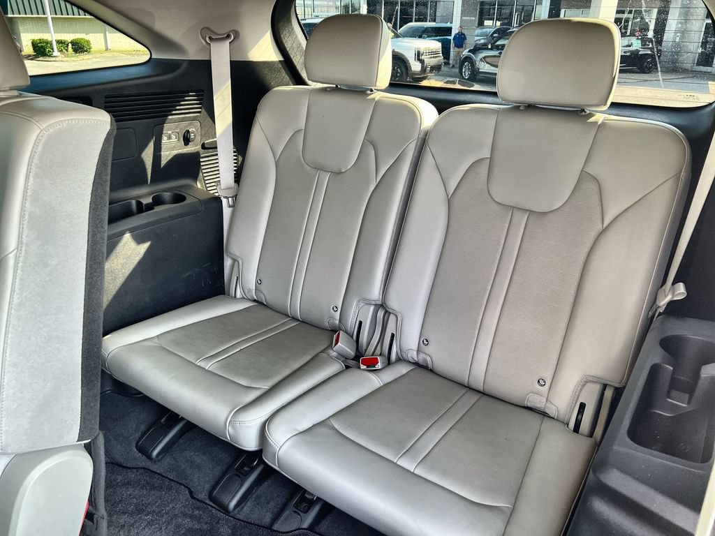 Used 2024 Kia Sorento S FWD image 23