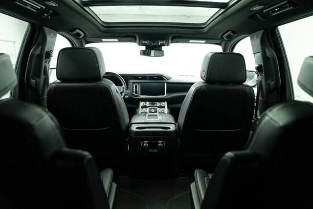 Used 2023 GMC Yukon XL Denali image 24