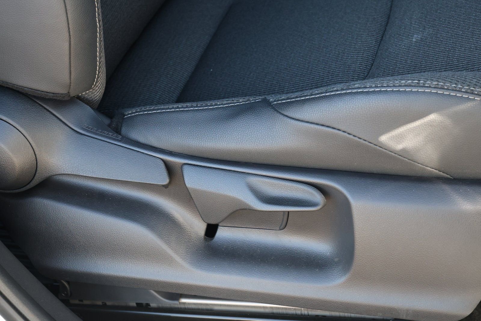 Used 2023 Toyota bZ4X XLE w/ Weather Package image 33