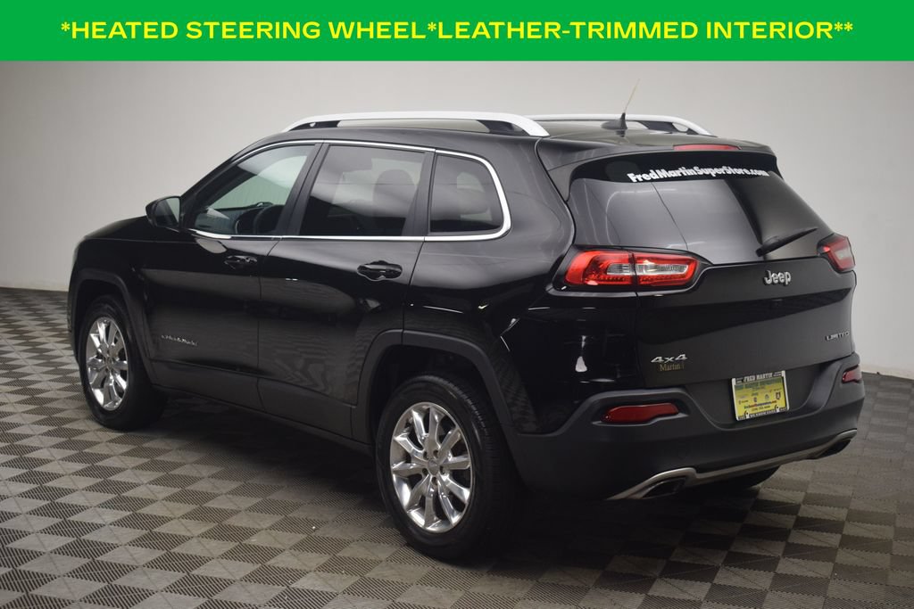 Used 2017 Jeep Cherokee Limited AWD/4WD image 6
