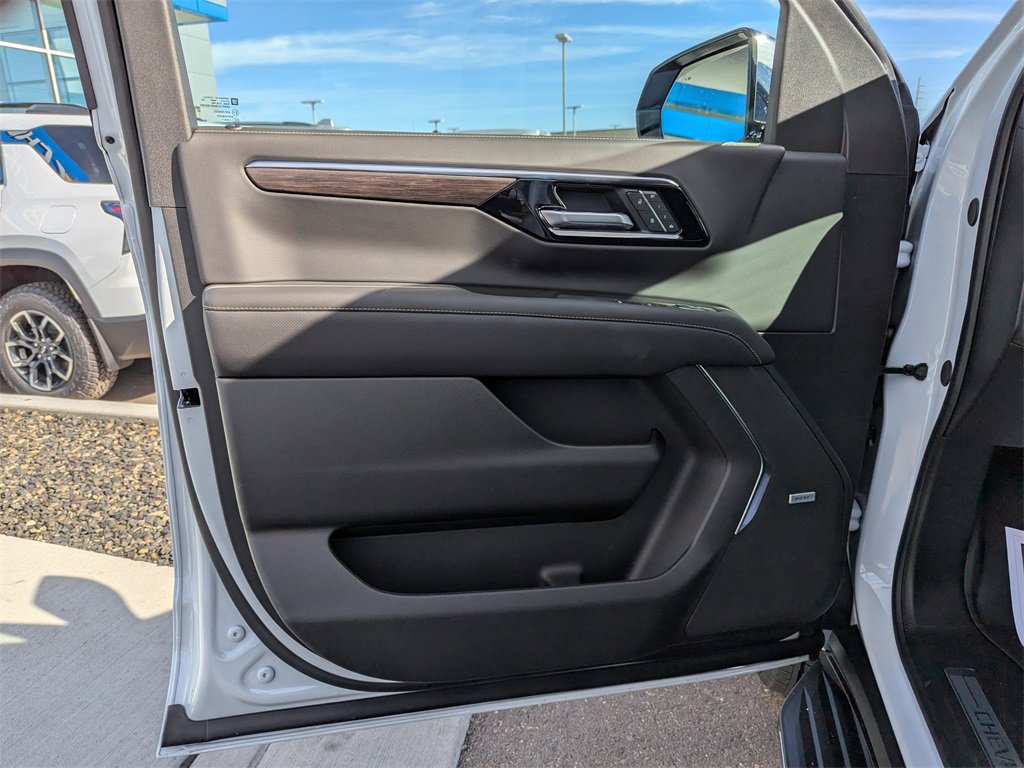 New 2026 Chevrolet Tahoe Premier image 8