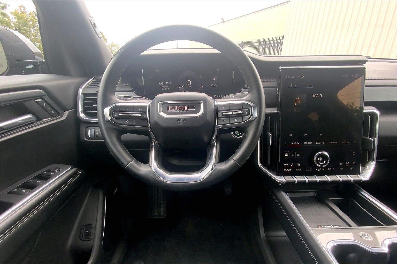 Used 2025 GMC Acadia Elevation FWD image 5